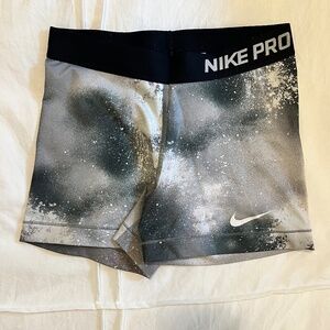 Nike Pro Shorts M